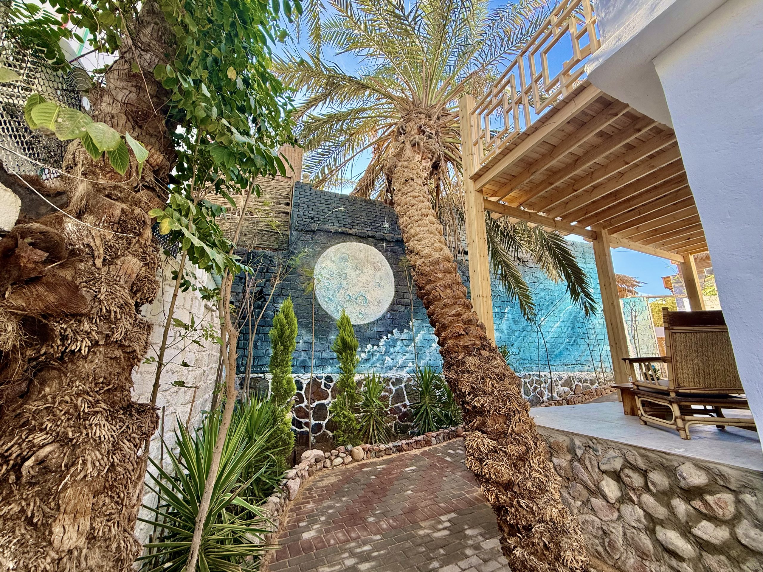Exterior of Moonlight Studios first floor in Dahab